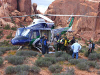 Arches Helicopter Rescue.jpg (648267 bytes)